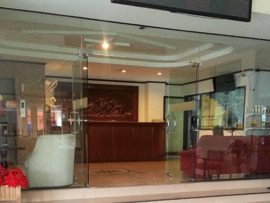 Bp Grand Hotel Chiang Mai Exterior photo